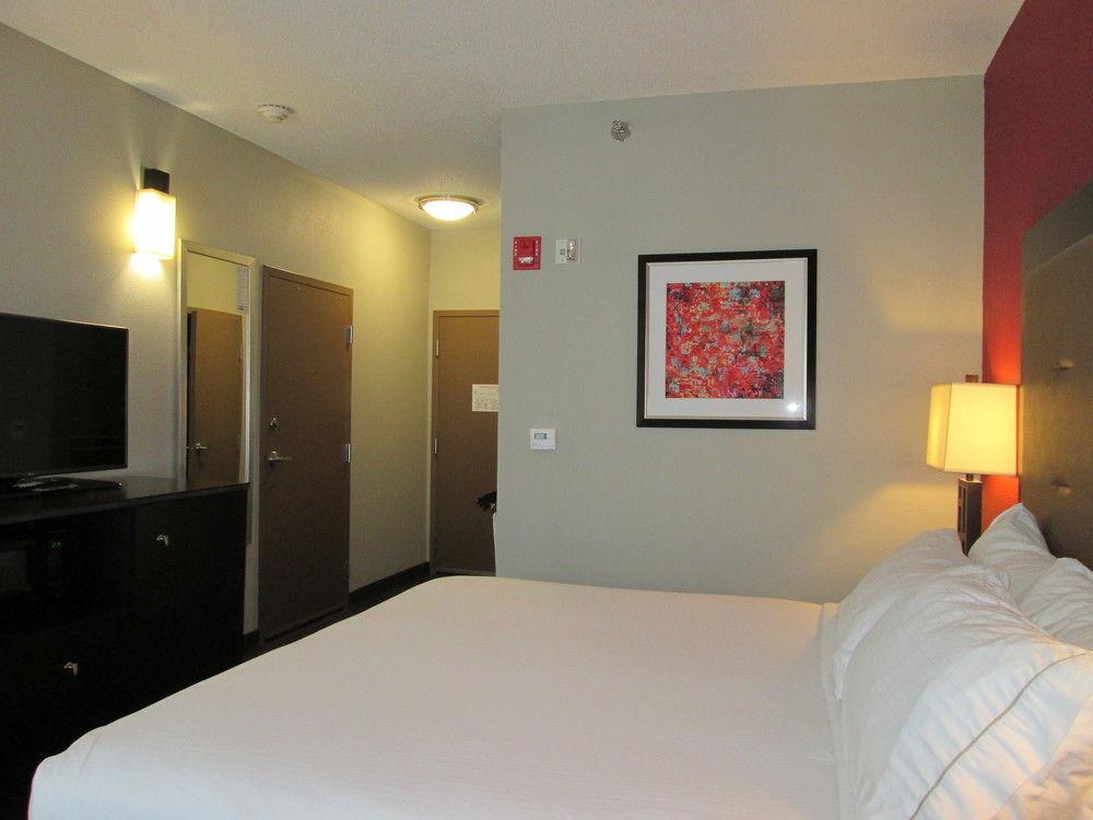 Holiday Inn Express Cloverdale - Greencastle By Ihg Exterior foto