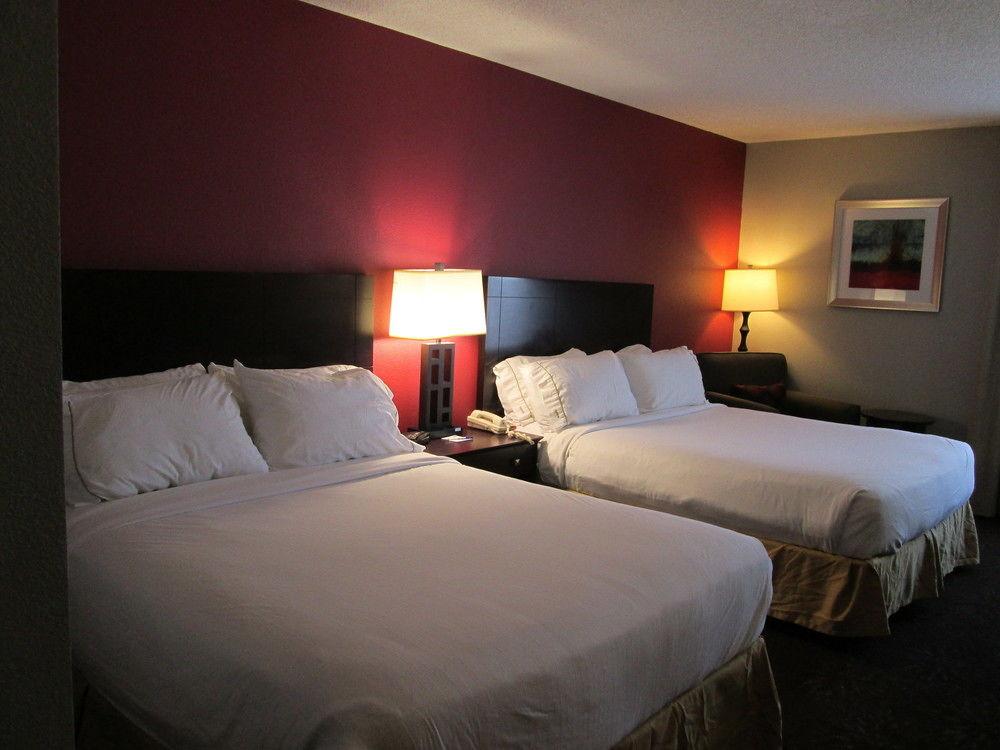 Holiday Inn Express Cloverdale - Greencastle By Ihg Exterior foto