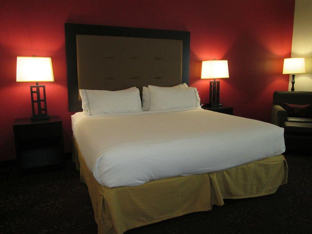 Holiday Inn Express Cloverdale - Greencastle By Ihg Exterior foto